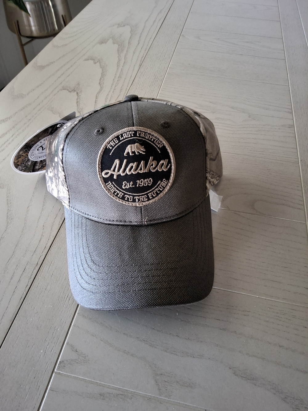 Realtree Alaska Embroidered Patch Cap - Gray with Camo